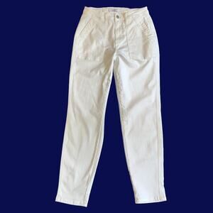 Judy Blue Relaxed Fit High Rise Cargo Style White Jeans 30” Inseam Size 5/27